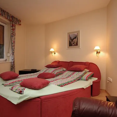 Csillag Deluxe Apartment *