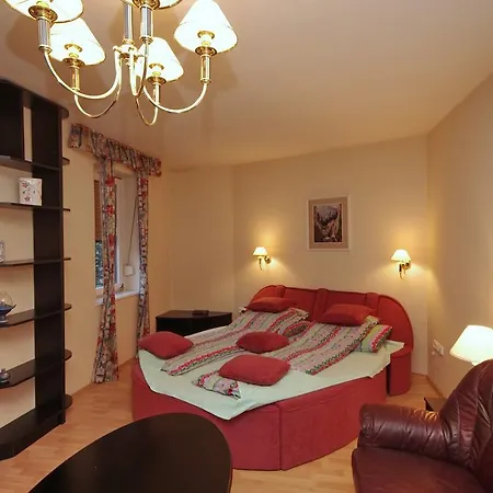 Csillag Deluxe Apartment Gyula